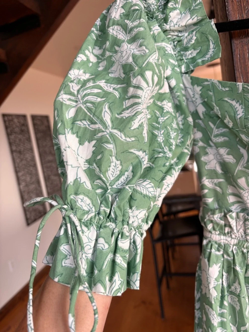 EDDY Olivia Midi Dress Green Ivory Floral Puff Sleeve Bow Back NWT Size S - Picture 10 of 15